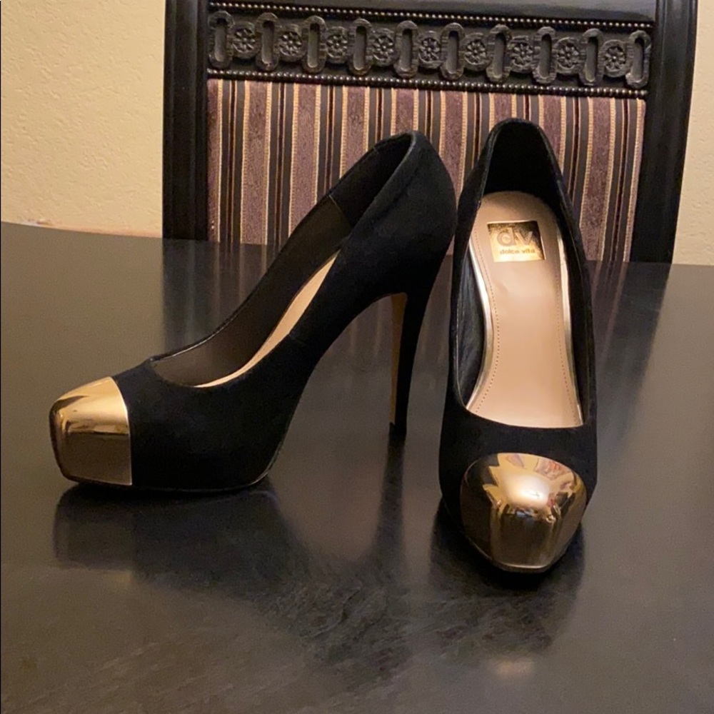 🌹Dolce Vita Black Suede Platform Heels🌹